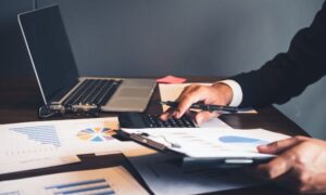 Cómo reducir tu CPA y aumentar el ROAS con campañas inteligentes