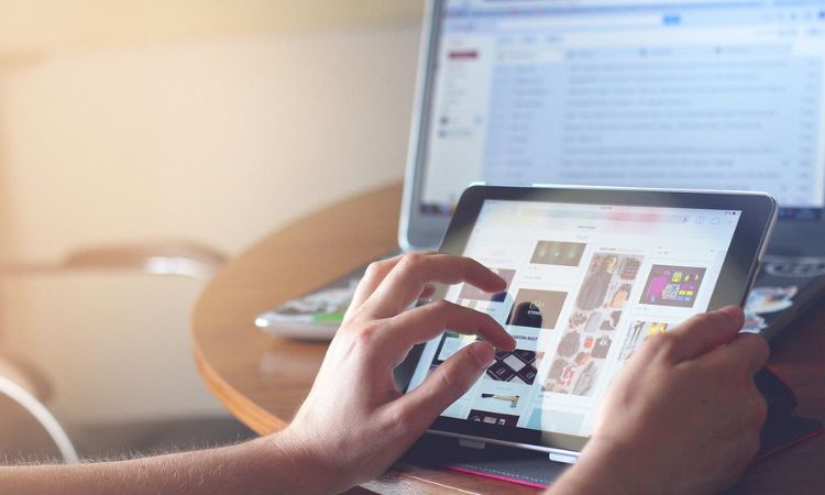 ¿Reemplaza la IA al marketer? Qué cambiará (y qué no) en los próximos 3 años