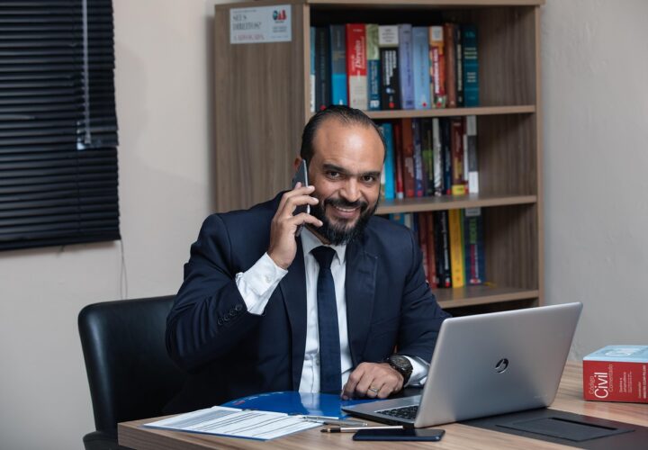 Inteligencia Artificial para áreas legales: contratos, compliance y riesgos